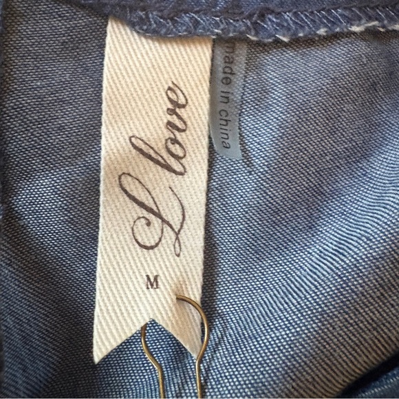 L Love Blue Chambray Belted Midi Dress Size Medium - Picture 3 of 3